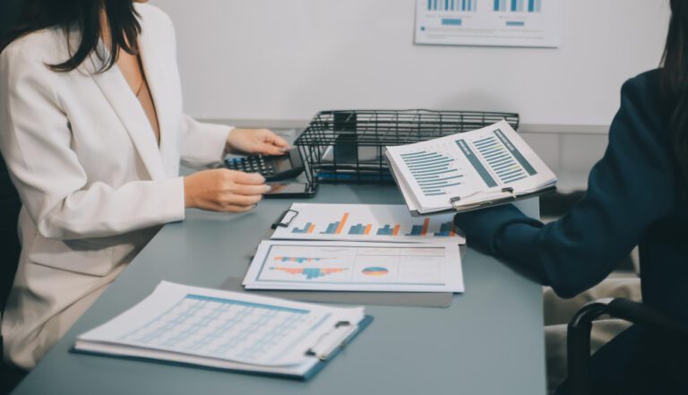 HR Metrics and Reporting: Driving Data-Driven Decision-Making