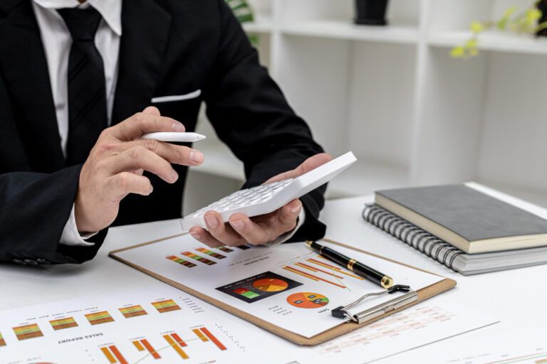 The Effective Financial Controller: Managing Financial Functions and Improvement Opportunities